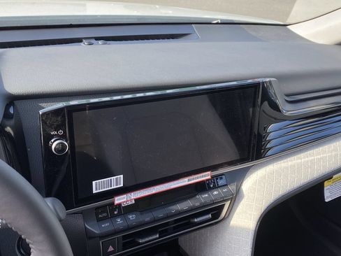 Certified 2026 Toyota Camry XLE FWD image 8