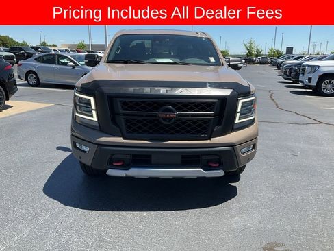 Used 2021 Nissan Titan PRO-4X w/ Pro-4x Convenience Package AWD/4WD image 47