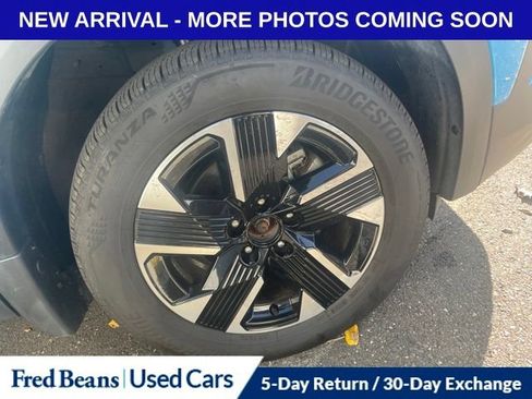 Used 2025 Nissan Kicks SR FWD image 14