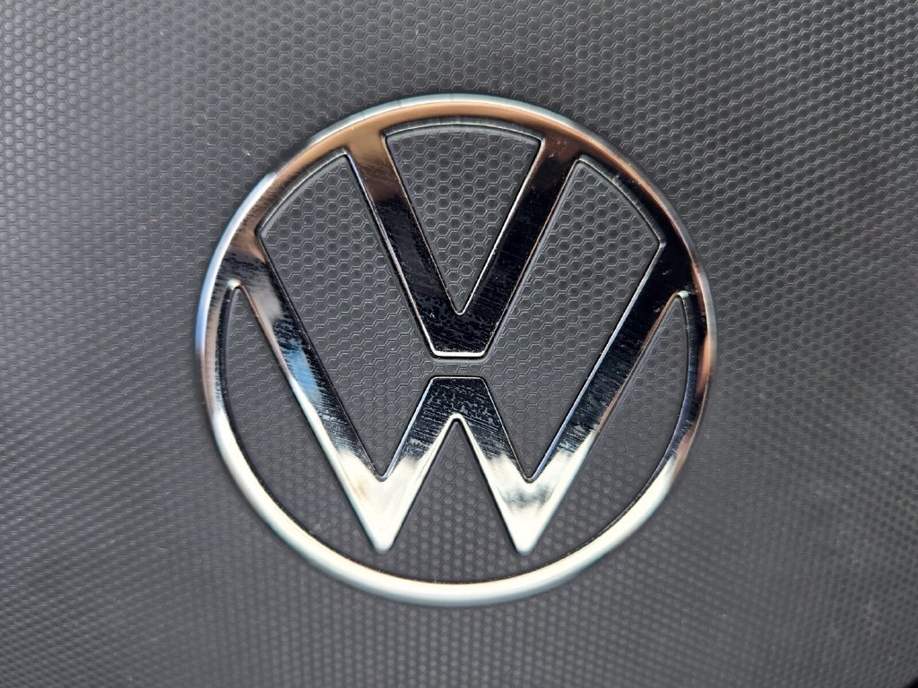 Used 2020 Volkswagen Atlas Cross Sport SE w/ Towing Package FWD image 29