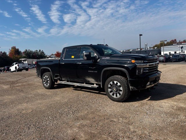 Used 2020 Chevrolet Silverado 2500 High Country w/ Z71 Off-Road Package AWD/4WD image 4