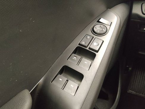 Used 2022 Hyundai Ioniq SE image 27