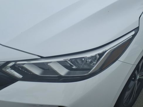 Certified 2022 Nissan Sentra SV w/ All-Weather Package FWD image 3