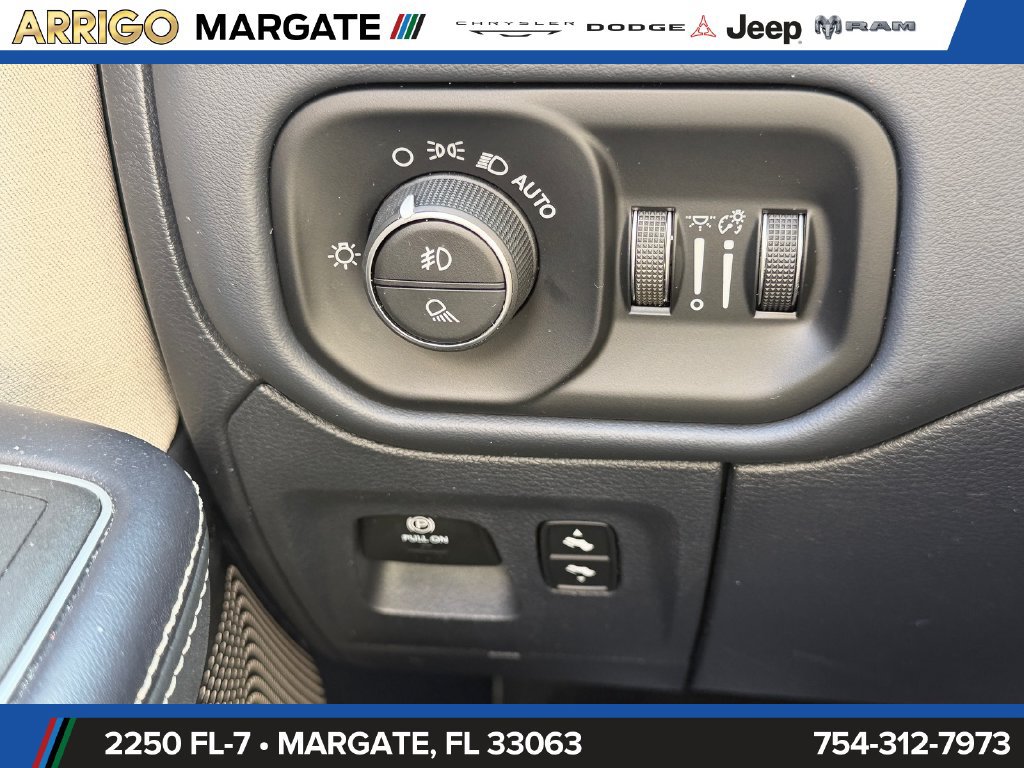 Used 2022 RAM 1500 Limited RWD image 30