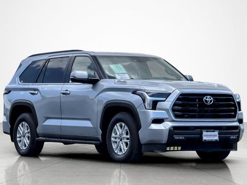 Certified 2026 Toyota Sequoia SR5 AWD/4WD image 7