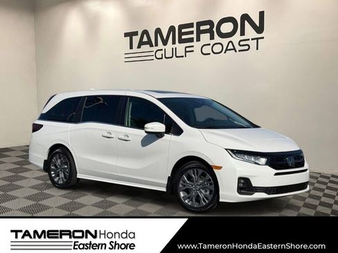 New 2026 Honda Odyssey Touring image 1