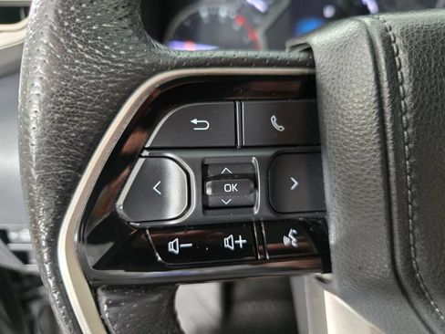 Used 2022 Toyota Tundra Limited w/ TRD Off-Road Package AWD/4WD image 25