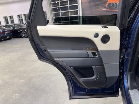 Used 2019 Land Rover Range Rover Sport HSE image 52