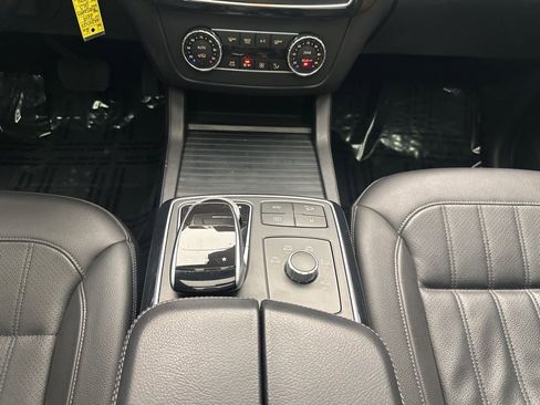 Used 2019 Mercedes-Benz GLS 450 4MATIC image 23