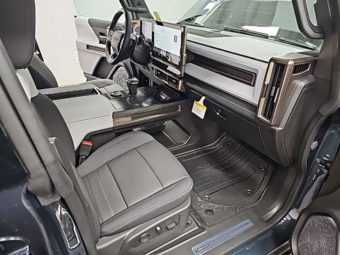 New 2025 GMC Hummer EV 3X w/ Extreme Off-Road Package image 41