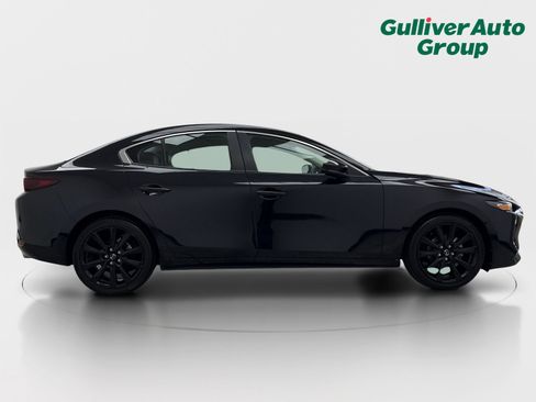 Used 2024 MAZDA MAZDA3 s FWD image 10
