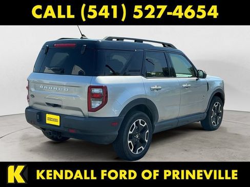 Used 2022 Ford Bronco Sport Outer Banks w/ Tech Package AWD/4WD image 5
