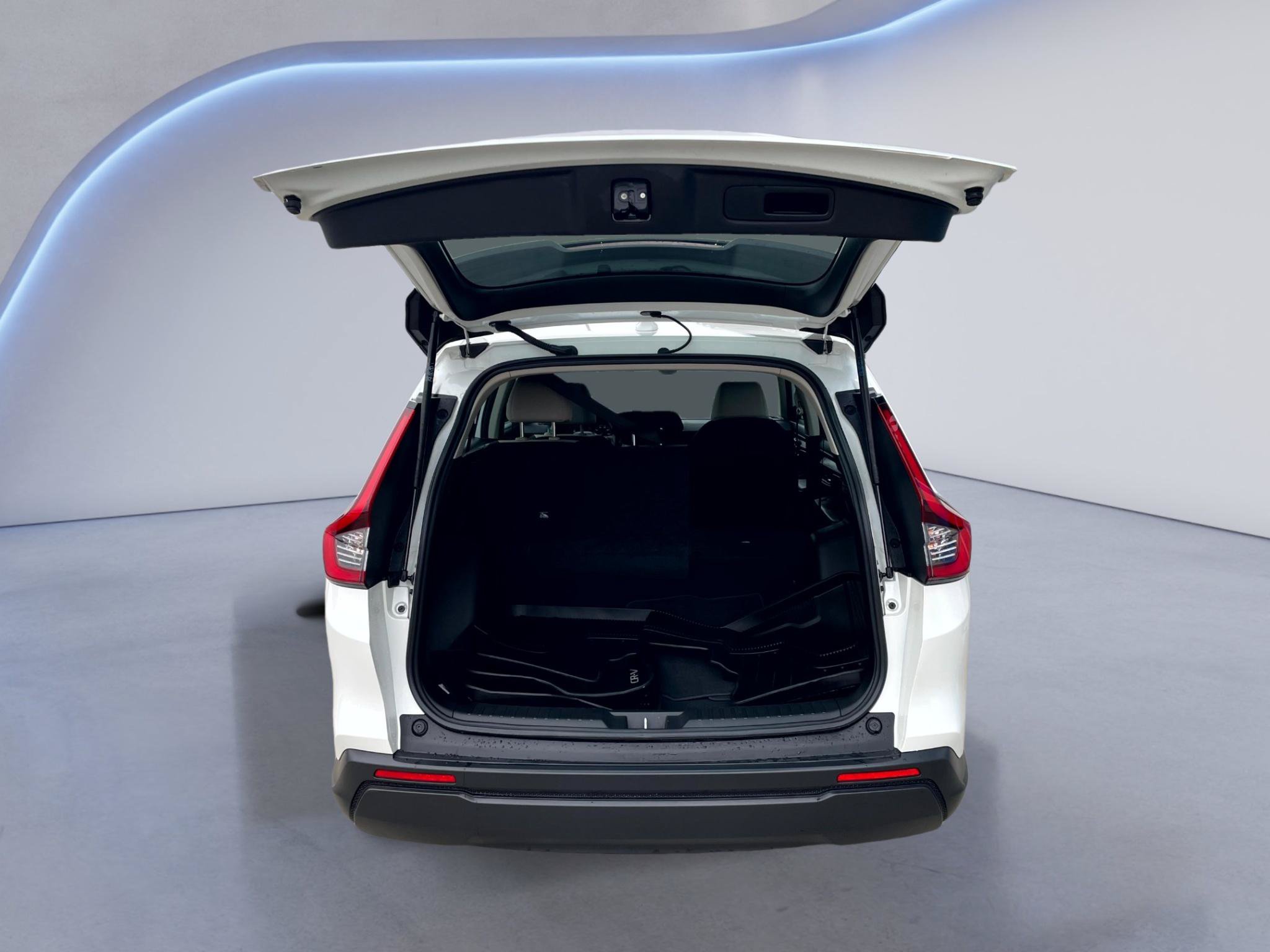 Used 2024 Honda CR-V LX image 8