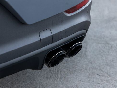 Certified 2025 Porsche Cayenne S image 20