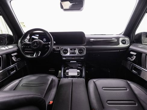 Used 2025 Mercedes-Benz G 550 image 28