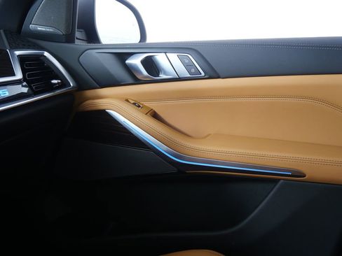 Certified 2026 BMW X5 sDrive40i image 30