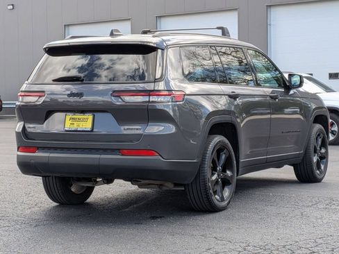 Used 2024 Jeep Grand Cherokee L Limited w/ Black Appearance Package AWD/4WD image 7