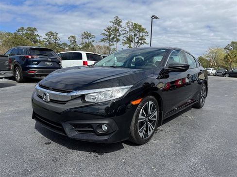 Used 2017 Honda Civic EX-L image 4