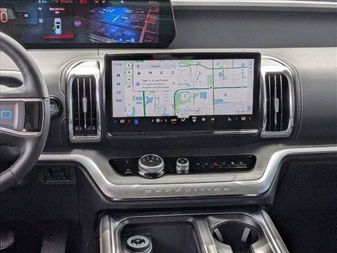 New 2026 Ford Expedition Max Platinum image 11