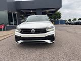 Used 2022 Volkswagen Tiguan SE R-Line image 2