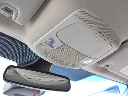 Used 2019 Ford Edge SEL FWD image 15