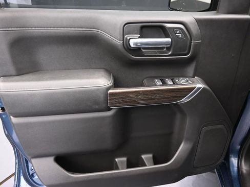 Used 2019 Chevrolet Silverado 1500 LT w/ Texas Edition image 21