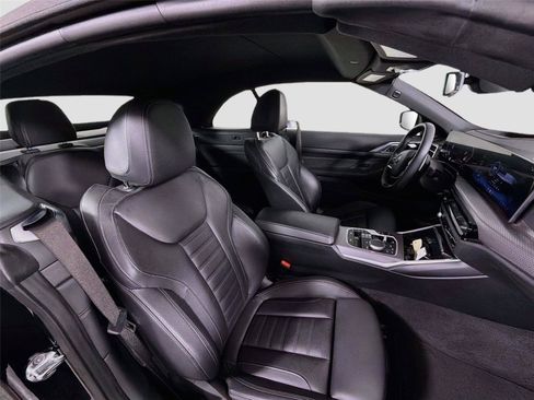 Certified 2026 BMW 430i xDrive Convertible AWD/4WD image 28