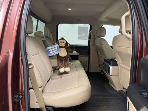 Used 2015 Ford F150 Lariat w/ Equipment Group 501A Mid image 28