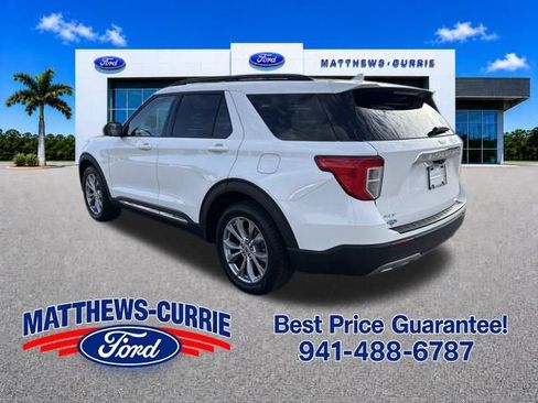 Certified 2022 Ford Explorer XLT w/ Equipment Group 202A RWD image 6