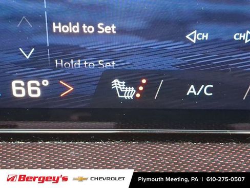 Certified 2026 Chevrolet Traverse Z71 w/ LPO, Floor Liner Package image 28