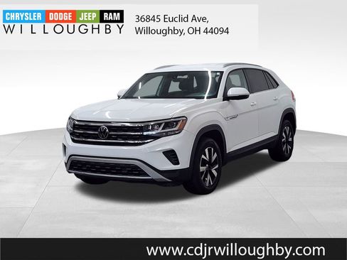 Used 2020 Volkswagen Atlas Cross Sport SE AWD/4WD image 1