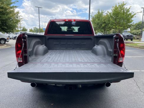 Used 2017 RAM 1500 Express RWD image 11