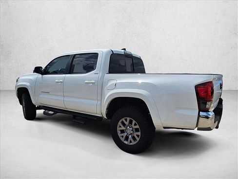 Used 2019 Toyota Tacoma SR5 RWD image 8