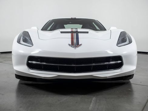 Used 2017 Chevrolet Corvette Stingray Coupe RWD image 9
