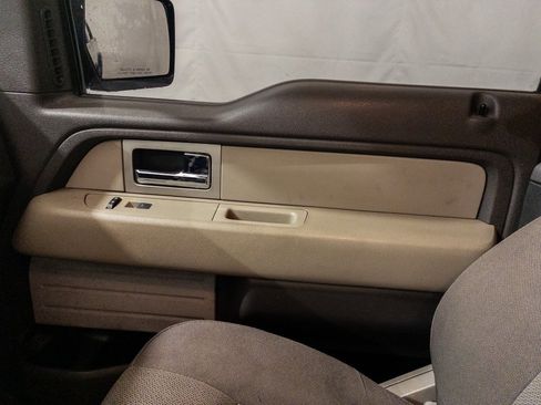 Used 2010 Ford F150 XL image 25