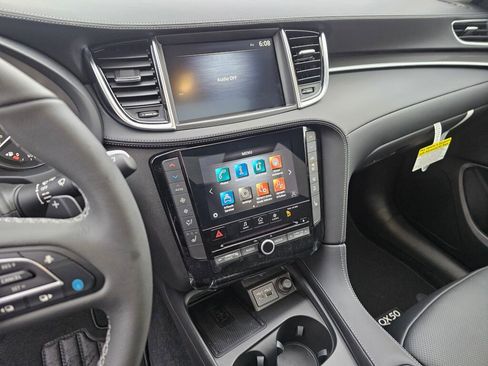 Used 2025 INFINITI QX50 Luxe image 28
