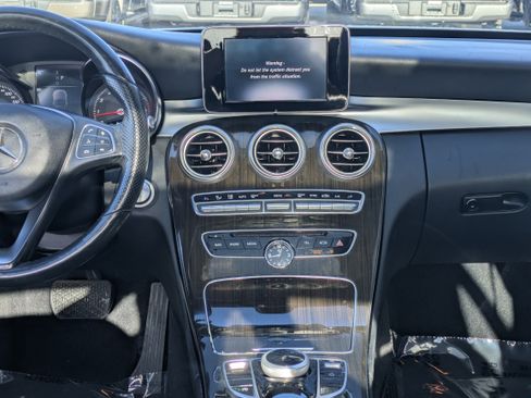 Used 2018 Mercedes-Benz C 300 4MATIC Sedan image 18
