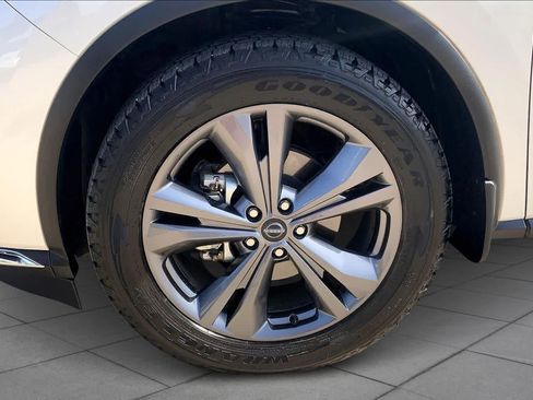 Used 2023 Nissan Murano Platinum w/ Cargo Package image 11