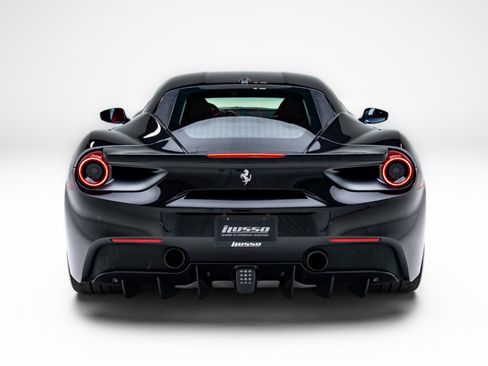 Used 2019 Ferrari 488 GTB RWD image 27