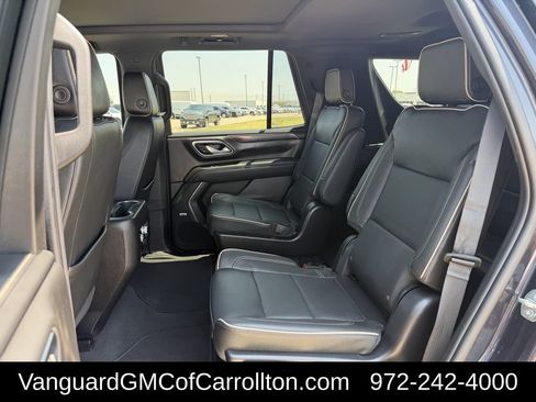 Used 2023 GMC Yukon SLT w/ SLT Premium Package AWD/4WD image 36