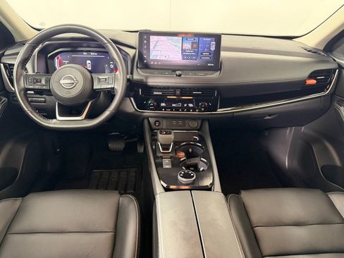 Used 2024 Nissan Rogue SL AWD/4WD image 21