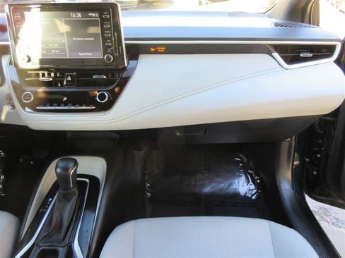 Used 2019 Toyota Corolla SE image 26