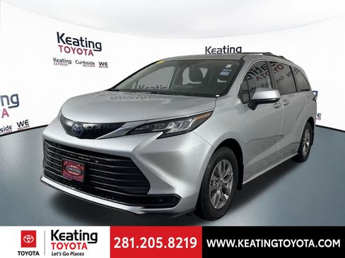 Certified 2023 Toyota Sienna LE FWD image 10