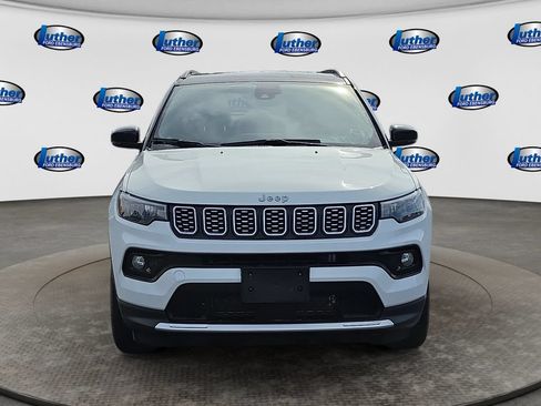 Used 2026 Jeep Compass Limited AWD/4WD image 8