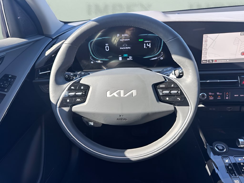 Used 2025 Kia Niro FWD image 15