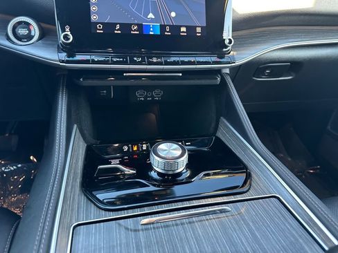 Used 2023 Jeep Wagoneer Series II image 11