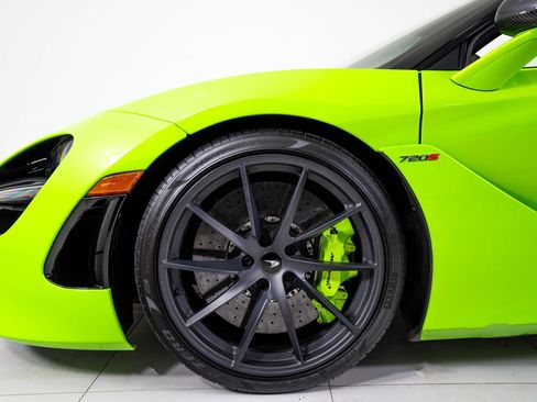 Used 2021 McLaren 720S Performance RWD image 18