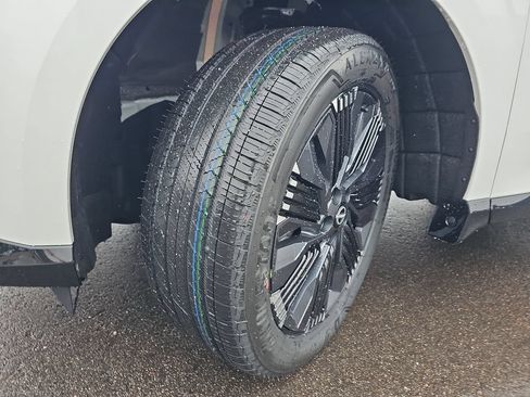New 2026 Nissan Murano Platinum w/ Cargo Package AWD/4WD image 37