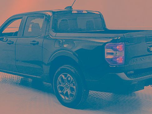 Certified 2026 Ford Maverick XLT image 4