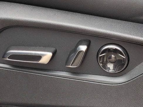 Used 2023 Acura MDX SH-AWD w/ Technology Package image 17